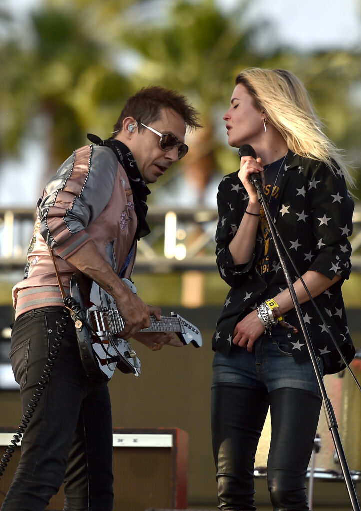 Οι μουσικοί Jamie Hince και Alison Mosshart των The Kills