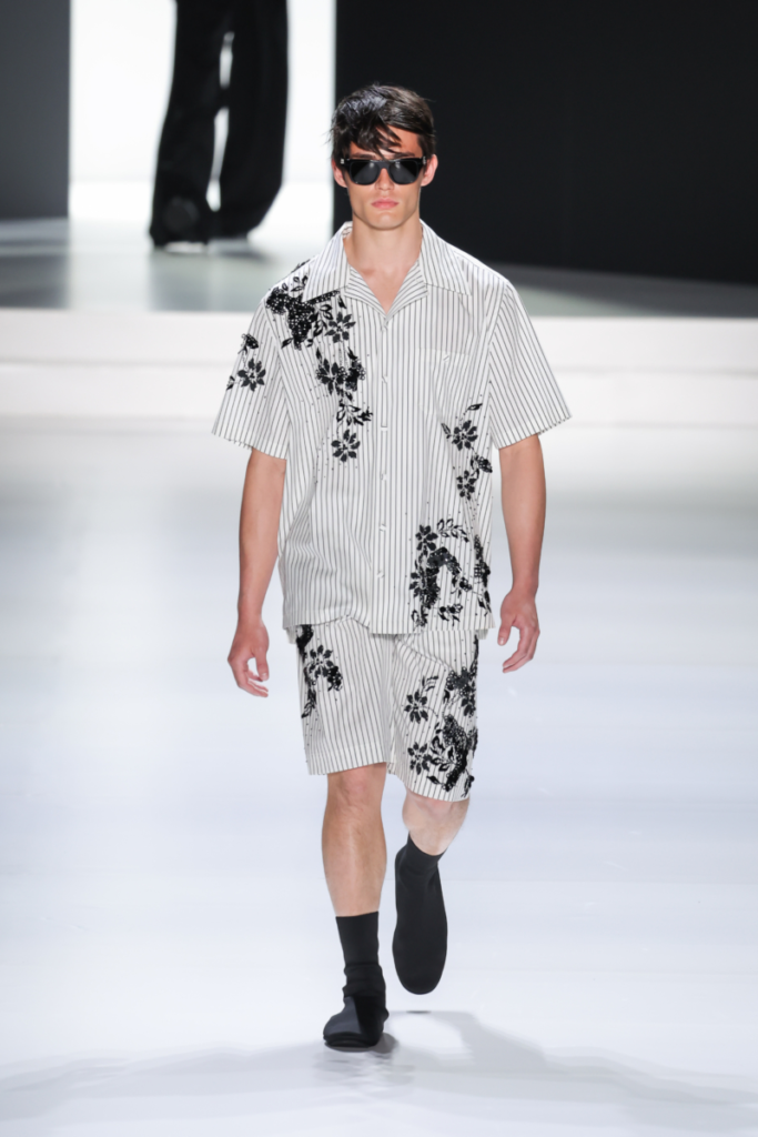 [Ανδρική μόδα άνοιξη/καλοκαίρι 2024]: πουκάμισα με σχέδια, Dolce&Gabbana