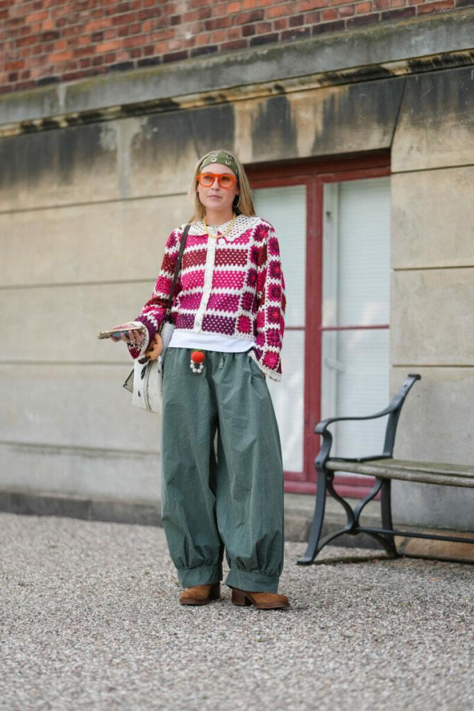 πολύχρωμα γυναικεία πουλόβερ για το φθινόπωρο