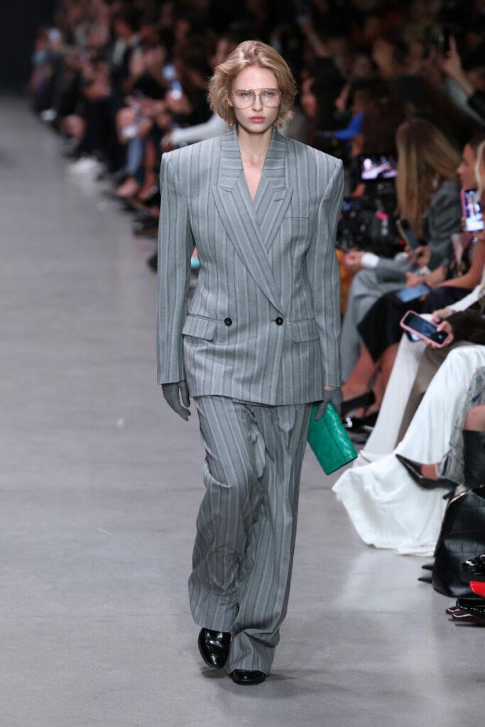 [Τάσεις στη μόδα 2026]: office core – το στυλ του γραφείου παραμένει στην κορυφή